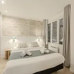 Jardin Saint Honore Παρίσι