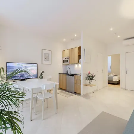 Appartement Jardin Saint Honore *